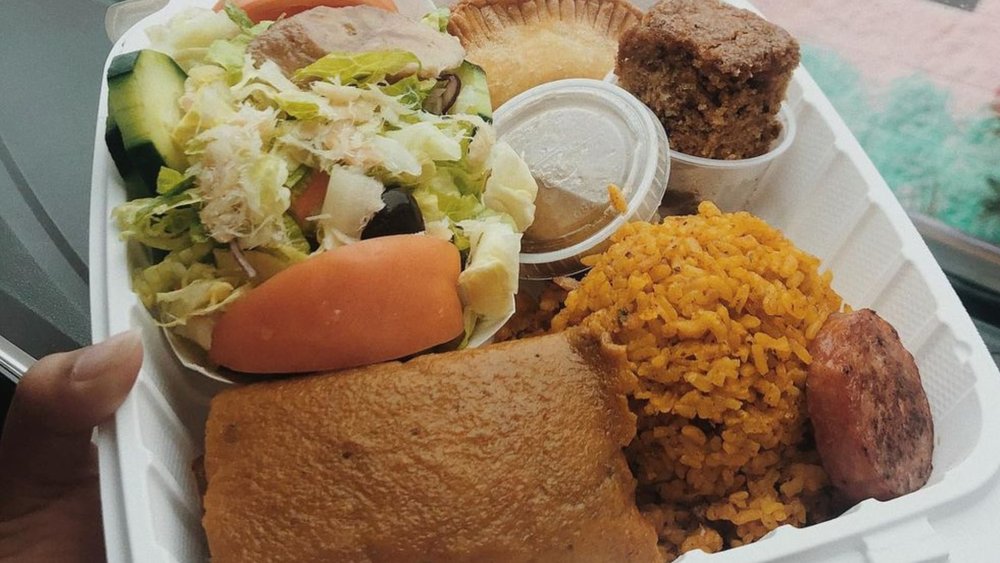 Pasteles can be eaten as a side dish on a Plate Lunch! Credits to @rynnseats