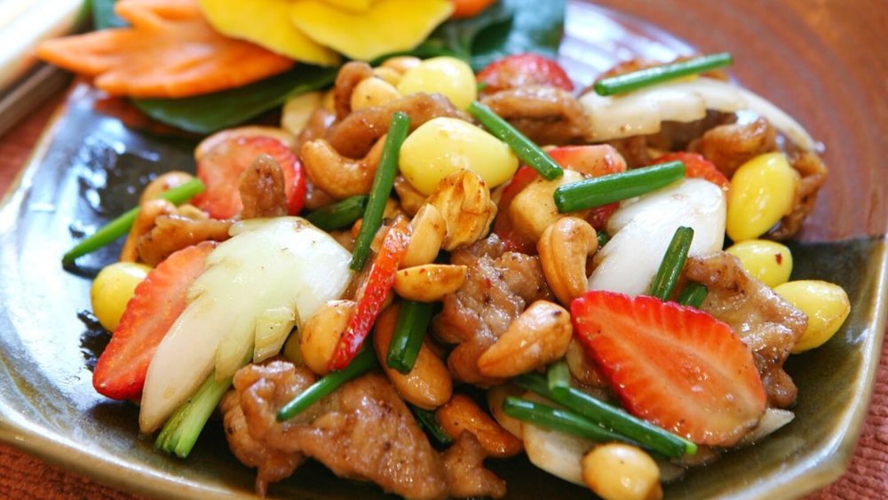 Your dose of veggies but Thai style! Image credits: @flythai_kz on Instagram