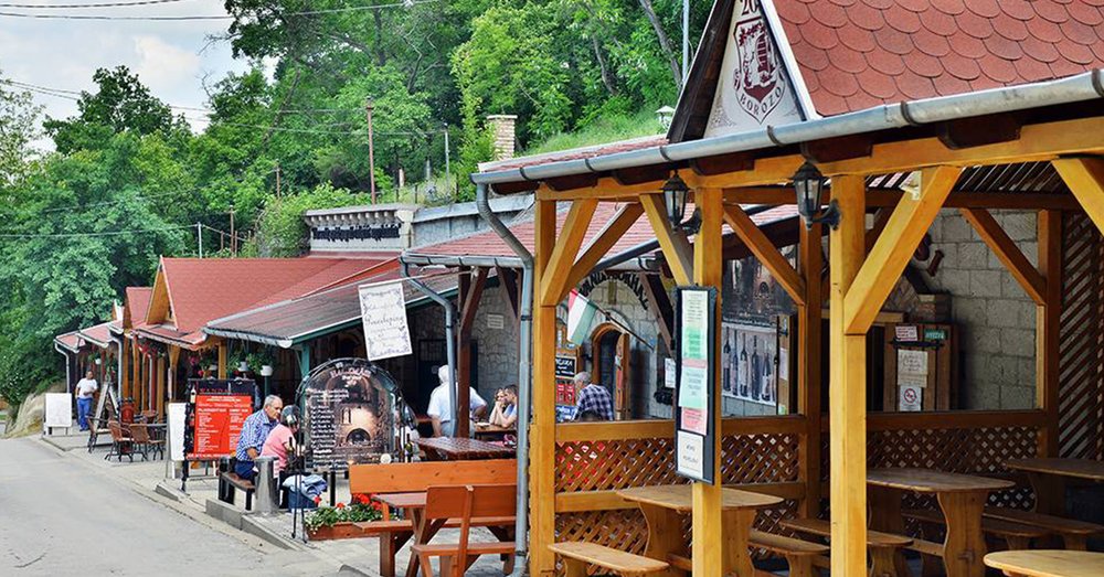 Thung lũng Szépasszony-völgy