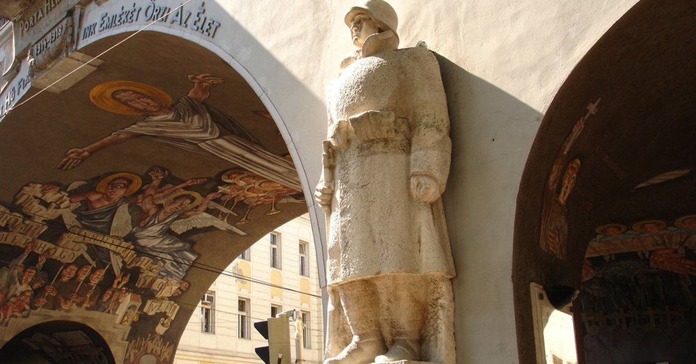 Cổng Anh hùng Hősök Kapuja