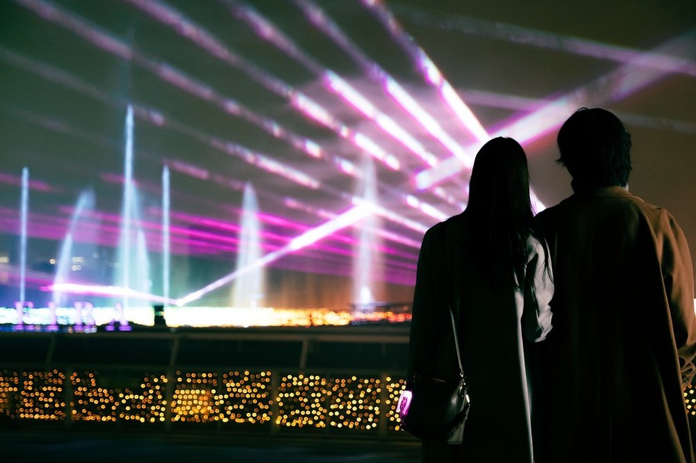東京メガイルミ 2022 - 光の大噴水（カップル）