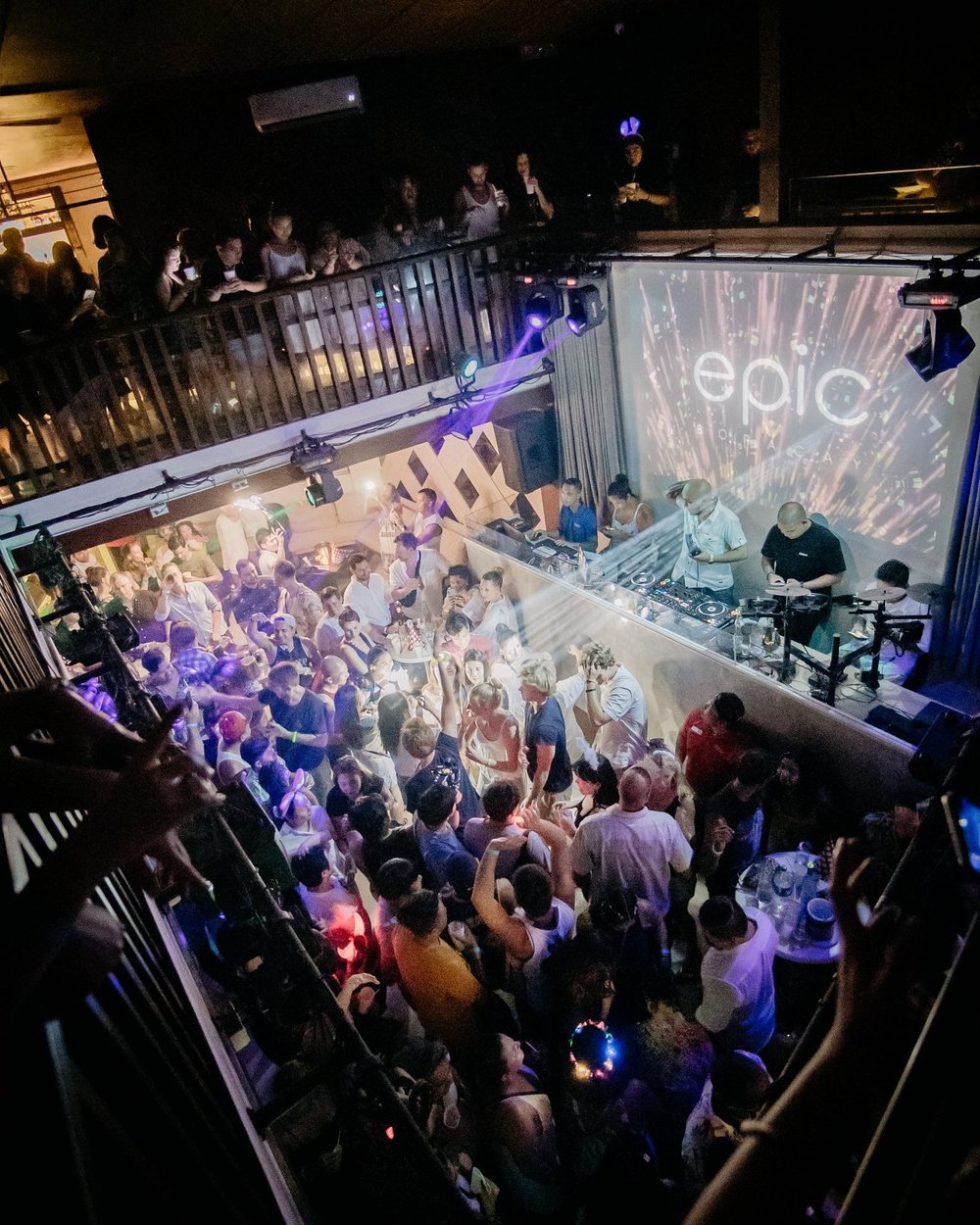 Epic Bar Dance Floor