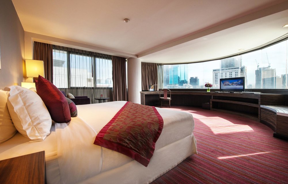 Red bed with viewing