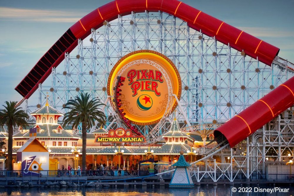 4100 ディズニーランド リゾート　インクレディコースター　離れたところから