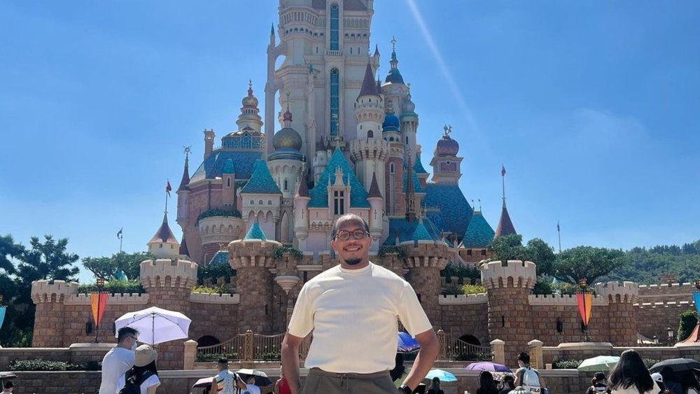 Book your Disneyland tickets on Klook for a hassle-free experience! Credits: @justynbrown on Instagram