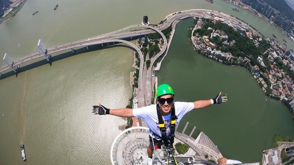 Face your fears and bungee jump from Macau Tower! Credits to @ice.man_l