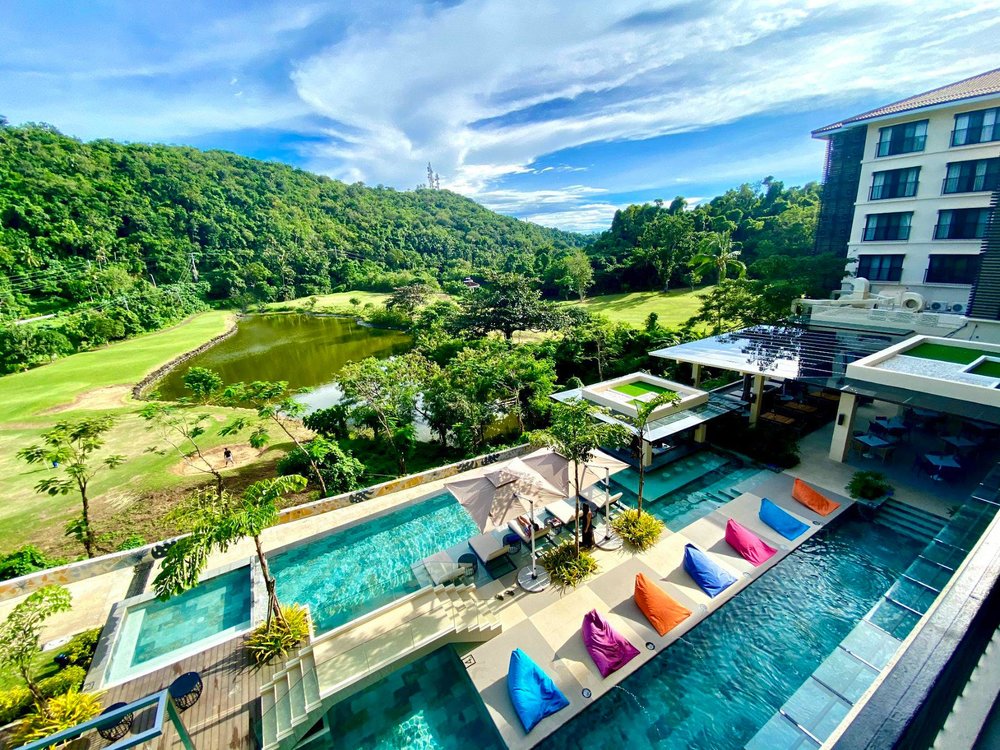  Fairways and Bluewater Boracay Facade