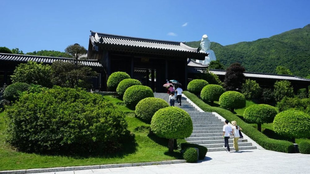 Travel back to the Tang dynasty (618–907) at Tsz Shan Monastery. Credits: @mekislarisa on Instagram