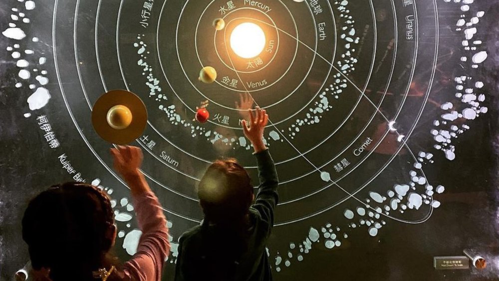 Feel like an astronomer at the Hong Kong Space Museum.  Credits: @tang.lydia on Instagram