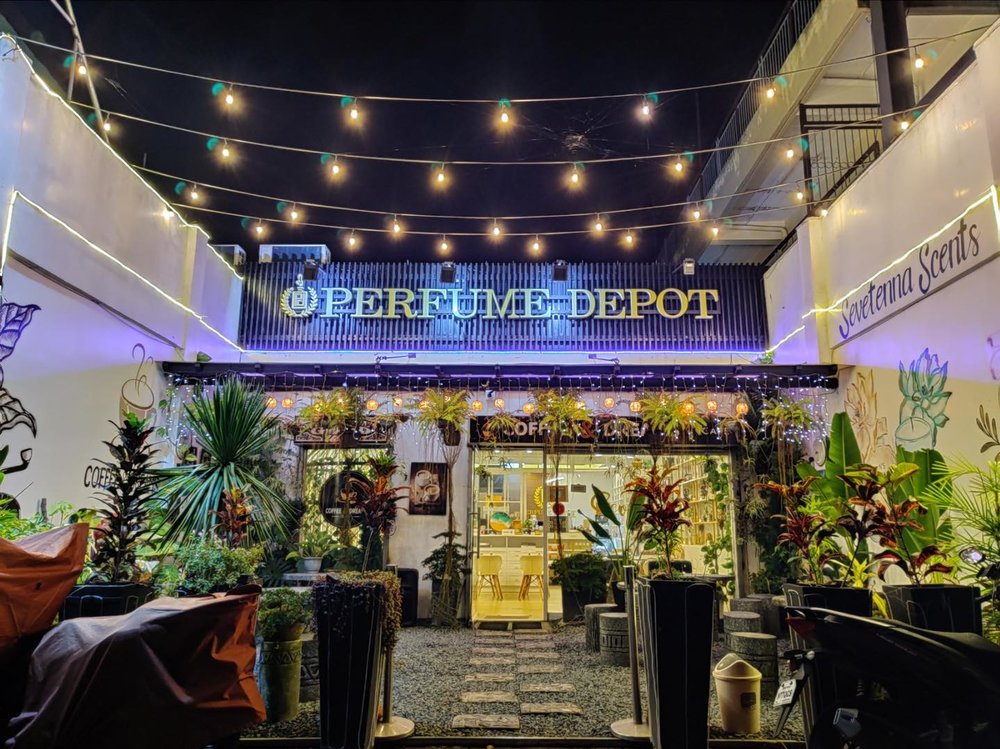 Coffee & Dreams facade