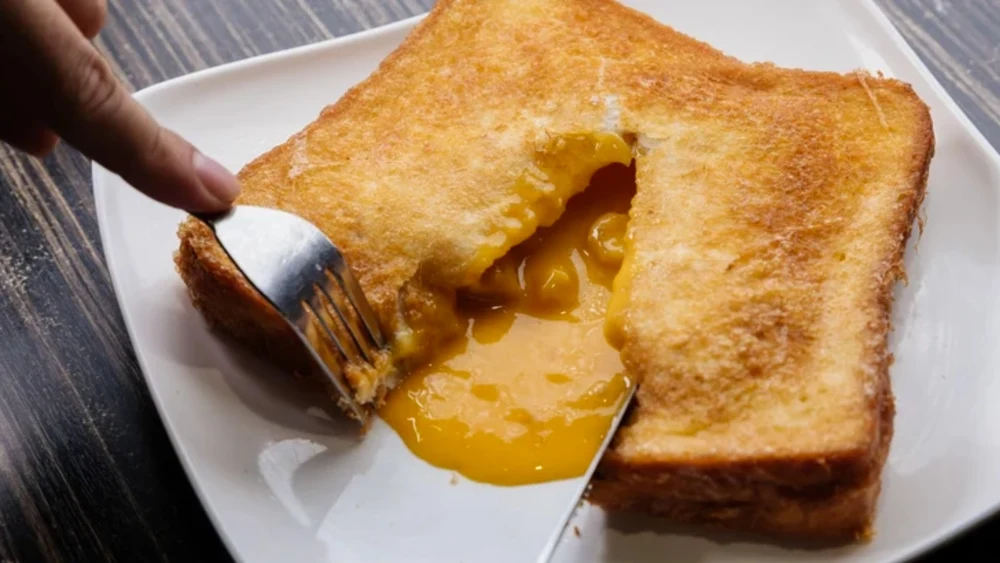 Meet Hong Kong French Toast: an addictive, carby square of goodness!