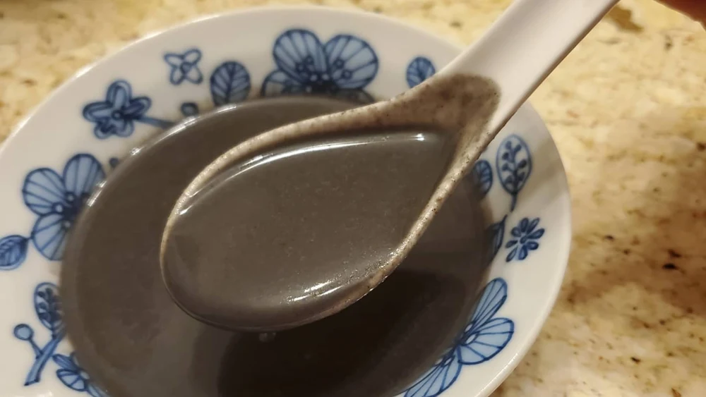 This sweet soup is a Hong Kong food must-try! Image credits: @karenlau_824 on Instagram