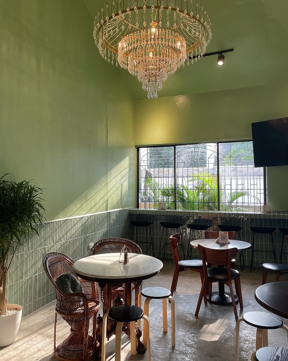 Buttery Boy interior with green theme