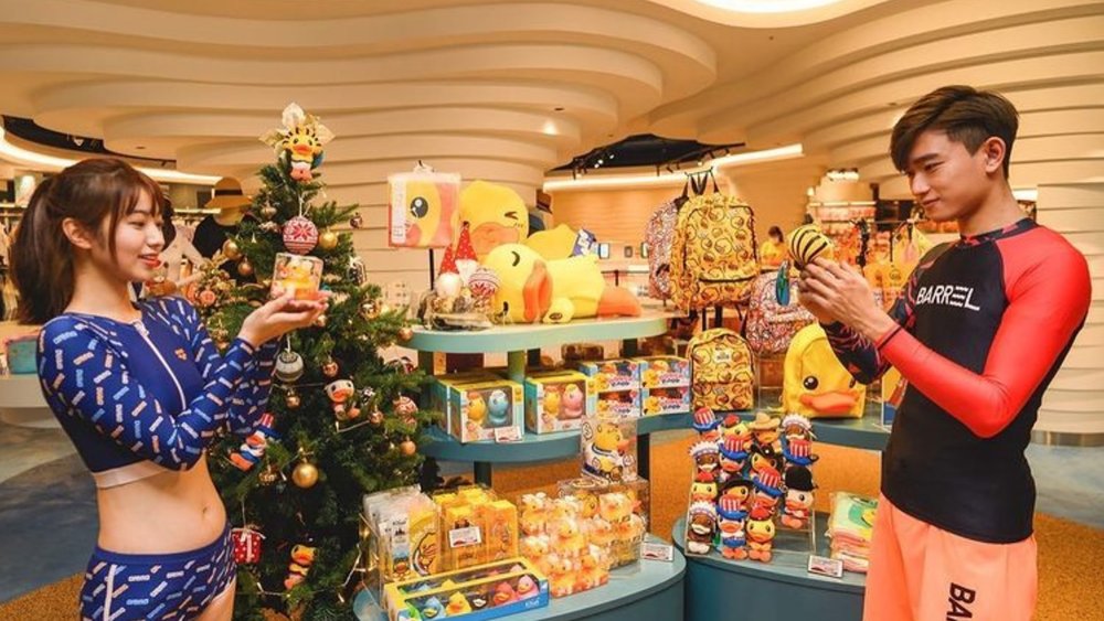 After all, what’s a trip without souvenirs? Image credits: @waterworldoceanparkhk