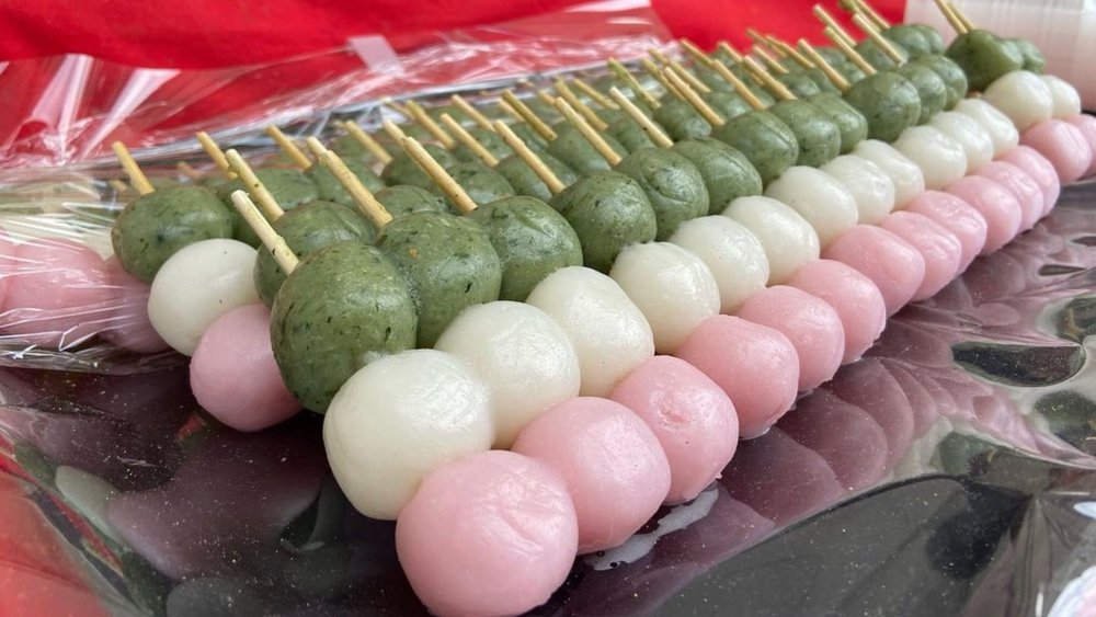 Don’t worry, there isn’t any actual fish in this yummy treat! Credits to @smallfamily88