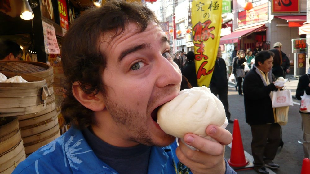 Nikuman is widely available—from street vendors to convenience stores to Chinese restaurants. Credits to masamunecyrus on Flickr