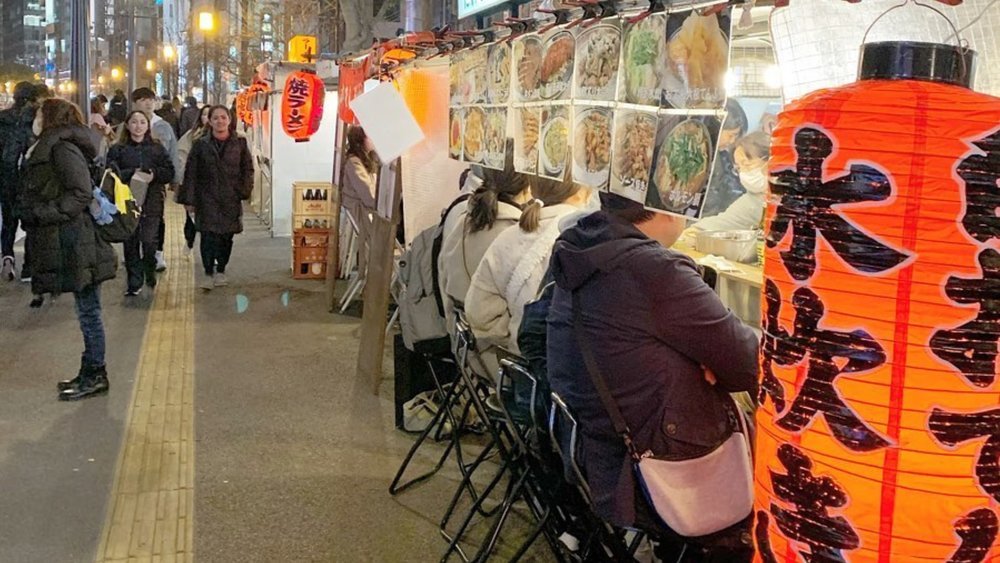 The streets are filled with so many delicious things to try! Credits to @yuyuu_k on Instagram