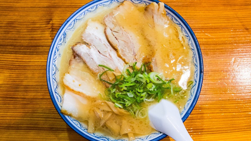 Try out Kyushu’s famous tonkotsu ramen. Credits to @5amramen