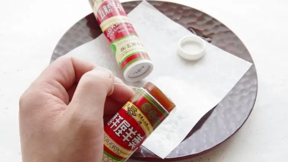 This sticky bean jelly could give you a sugar rush.