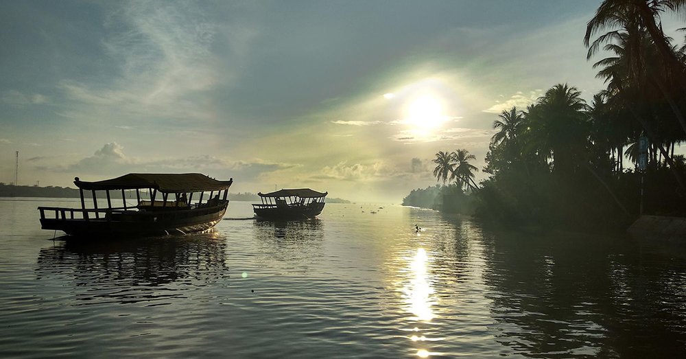 Khu Du Lịch Làng Bè Cực Ấn Tượng