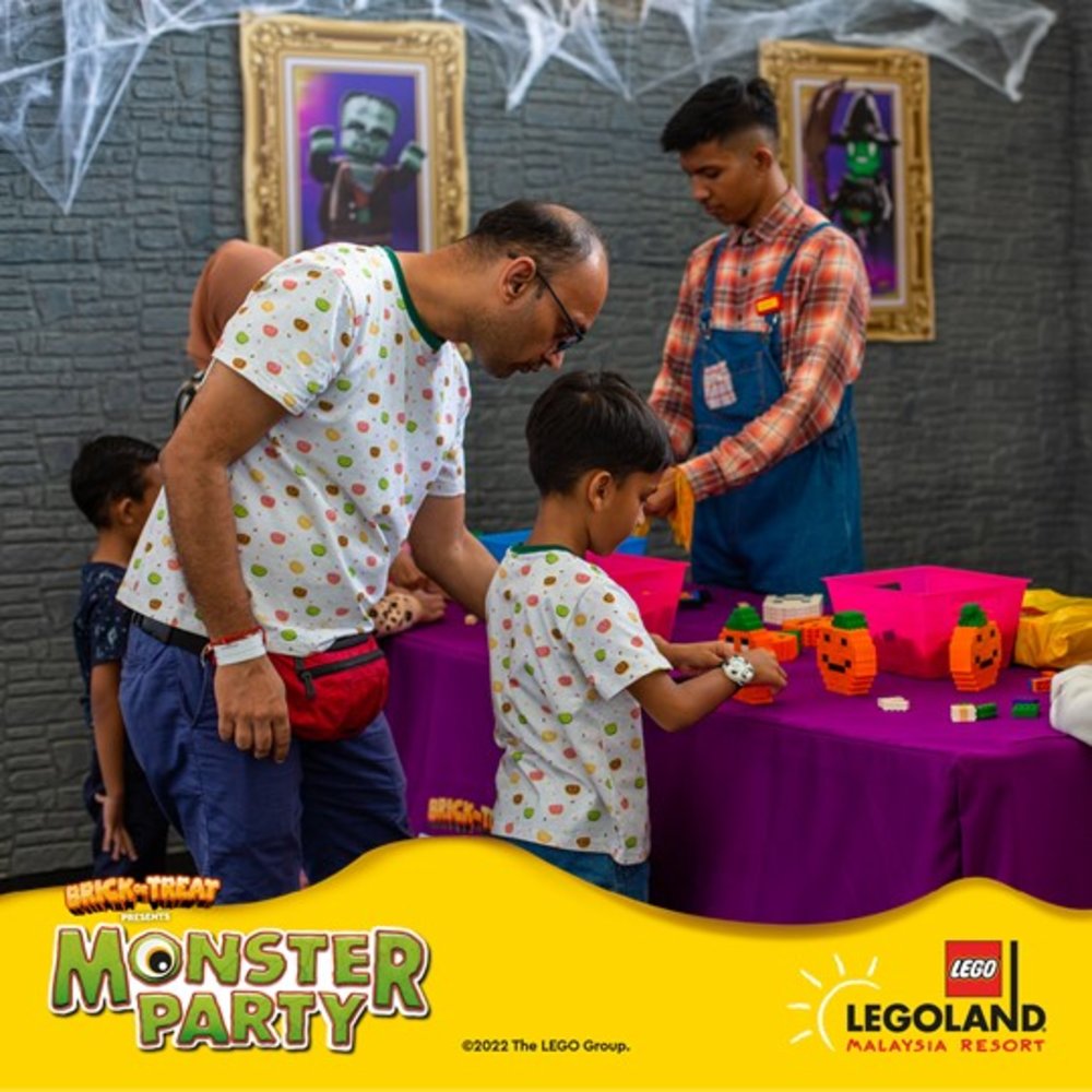 Brick-or-Treat Monster Party at LEGOLAND Malaysia halloween event 2022