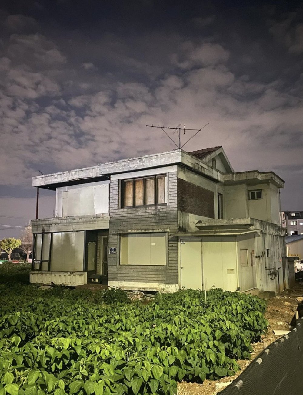 Close abandoned house