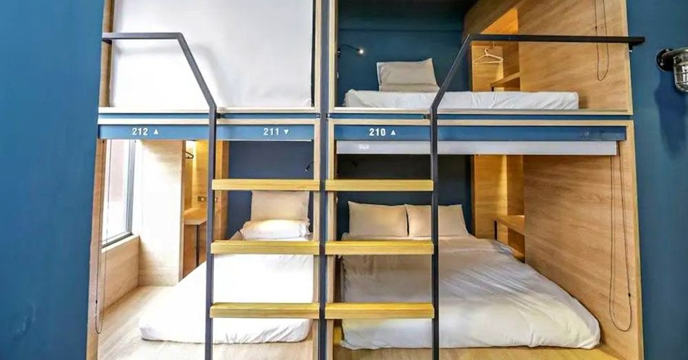 DONGMEN 3 Capsule Inn