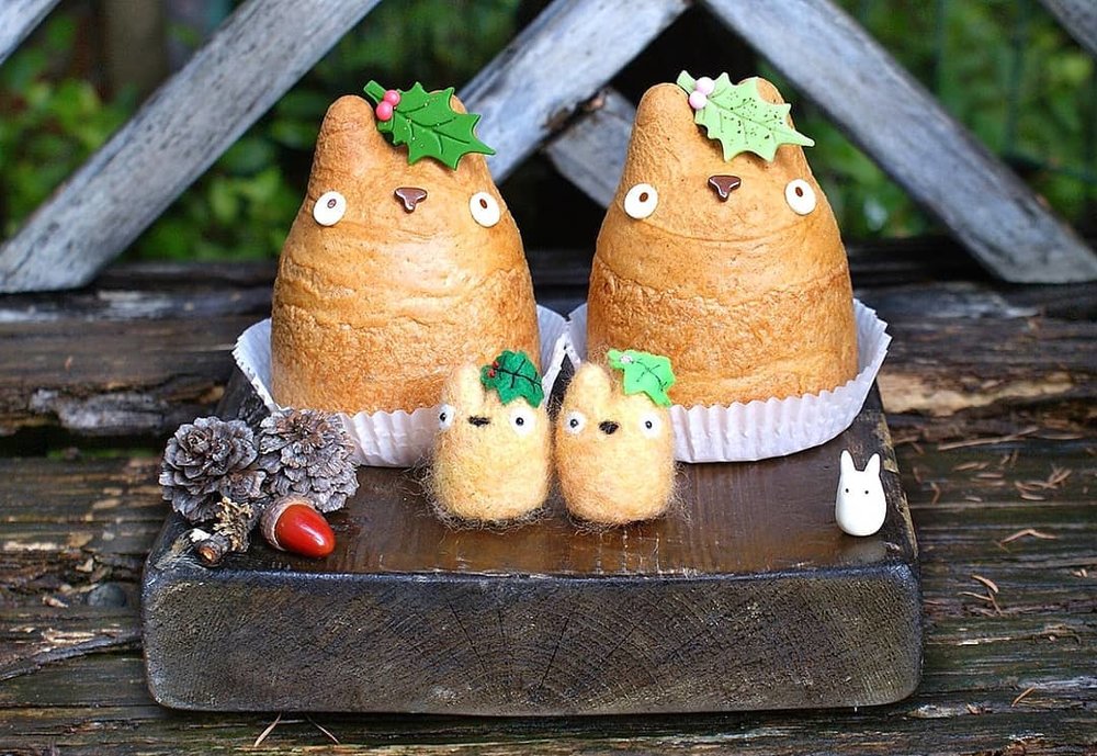 two cream puff shaped in anime