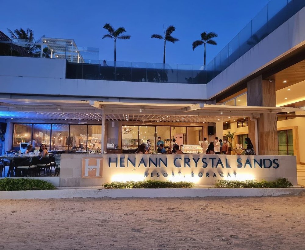 Henann Crystal Sands Resort facade