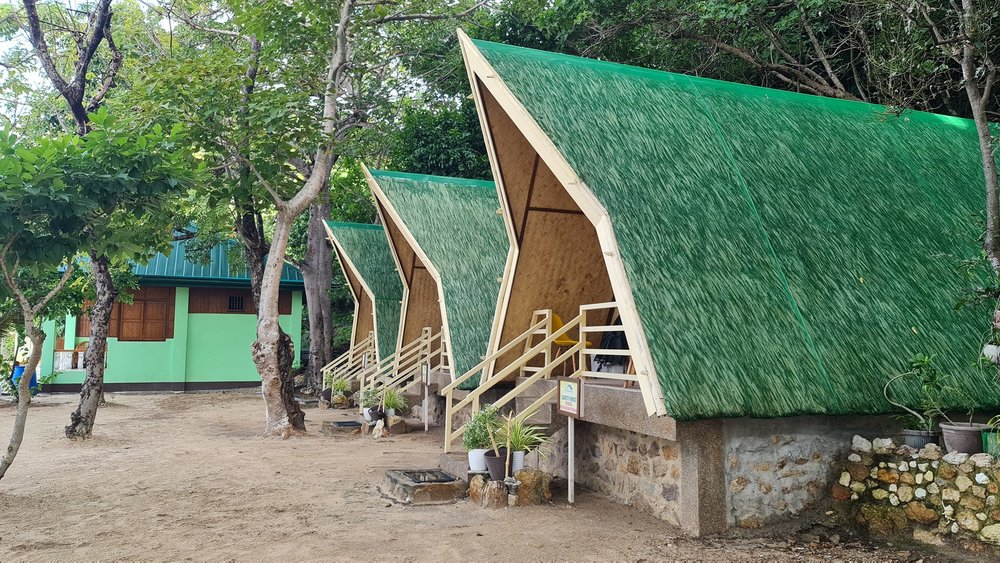 Rock Island Eres Bella Facade