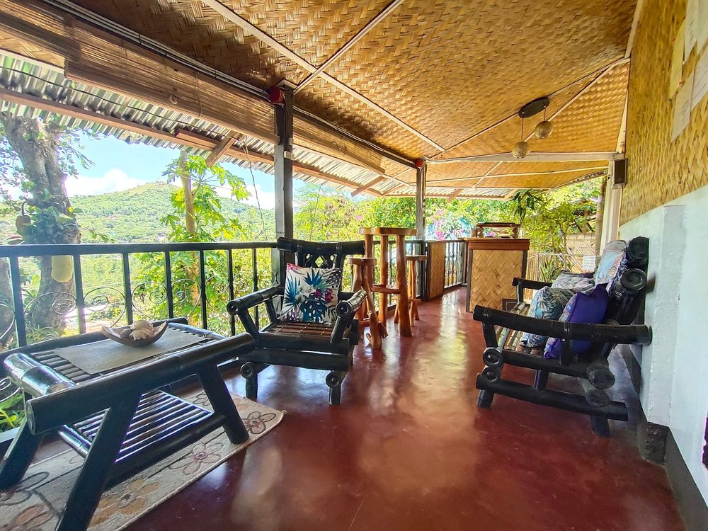 Purple Homestay Balcony