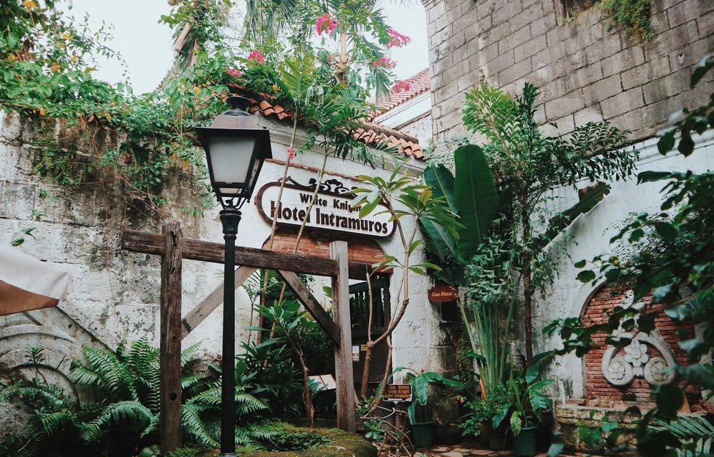 White Knight Hotel Intramuros facade