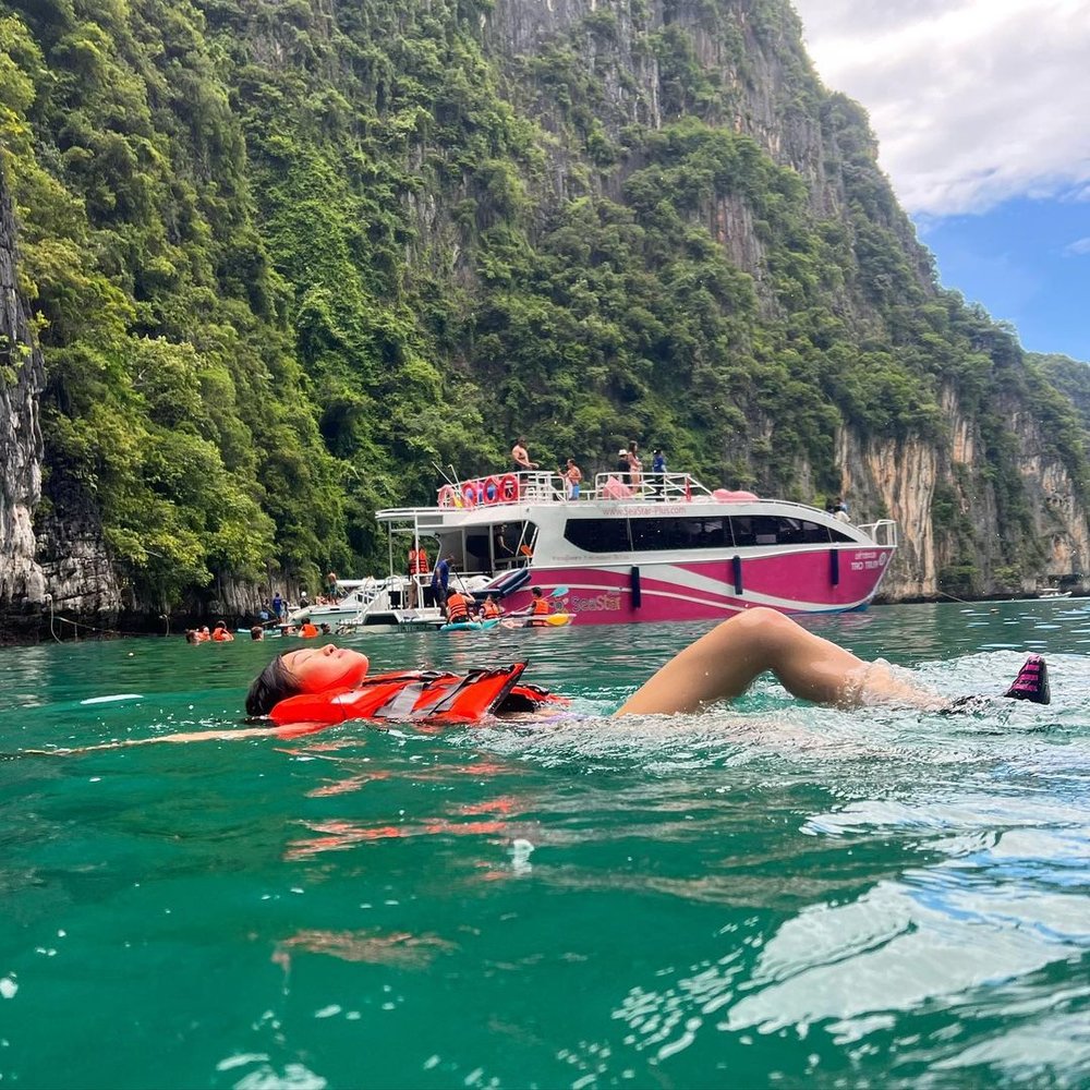 island hopping in phuket