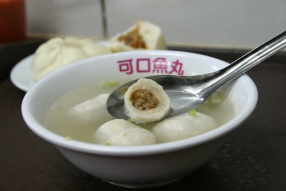 A bowl of fish balls