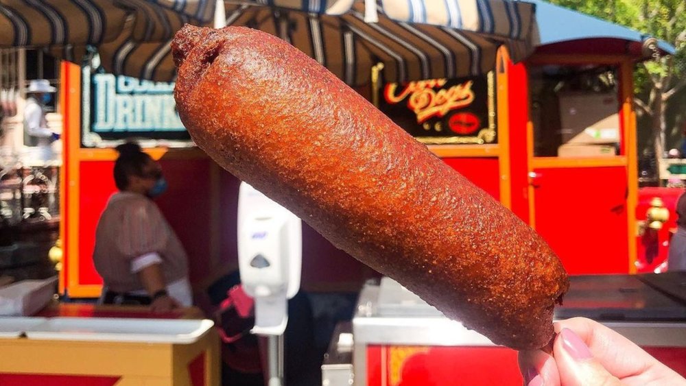 Don’t miss out on flavoured corn dogs! Credits to @beautiesndafeast