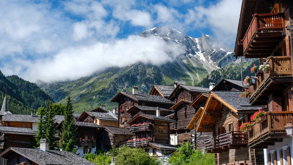 Behold the picturesque town of Grimentz! Image credits: @Patrick Robert Doyle on Unsplash
