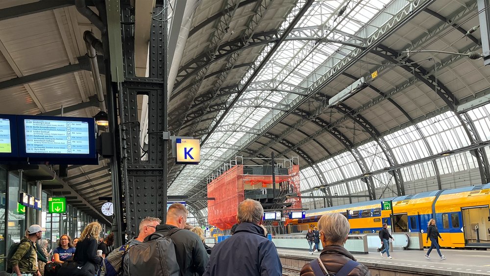 If you’re travelling during the summer peak season, you’ll likely need a seat reservation