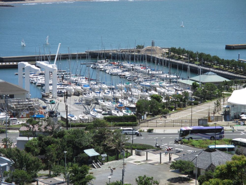 江の島ヨットハーバー