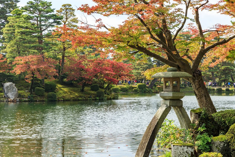 Kanazawa Kenrokuen Garden Autumn