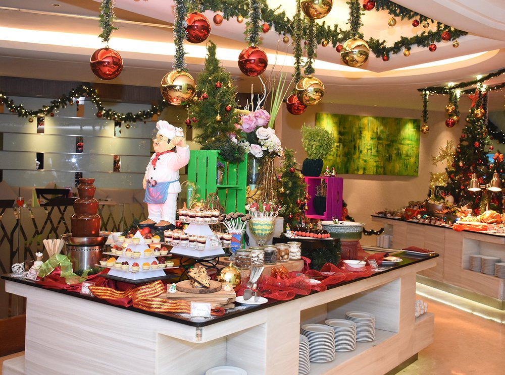 Christmas 2022: 17 Restaurants In KL For Christmas Dinner, Festive
