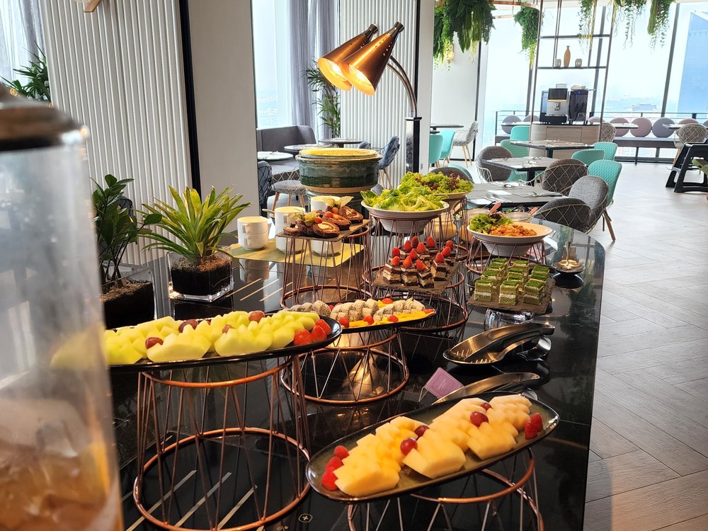 best Christmas buffet in KL 2022 at Capri by Fraser Bukit Bintang