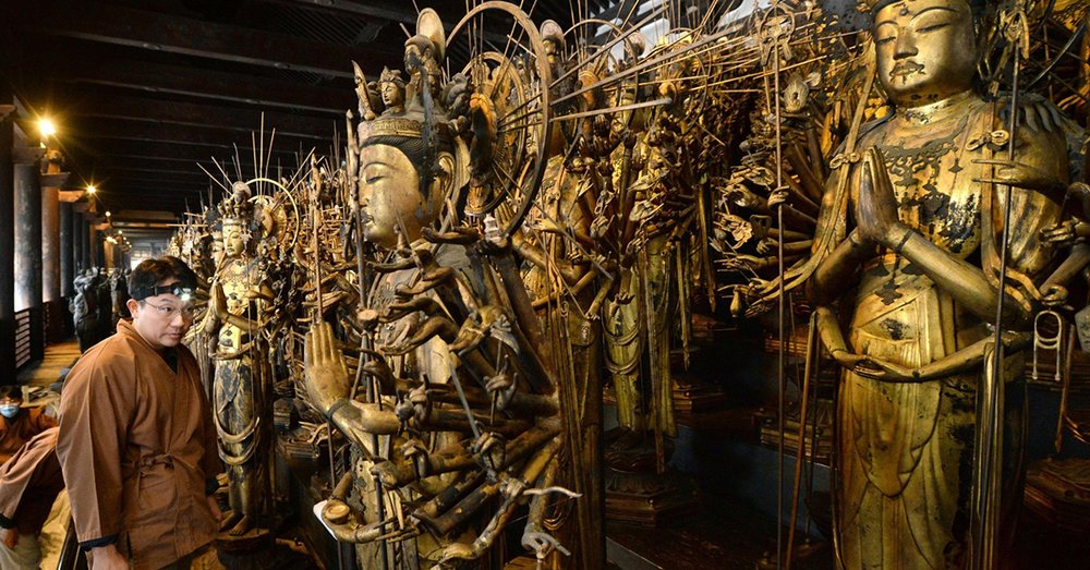 Chùa 33 Gian (Sanjusangendo Temple)