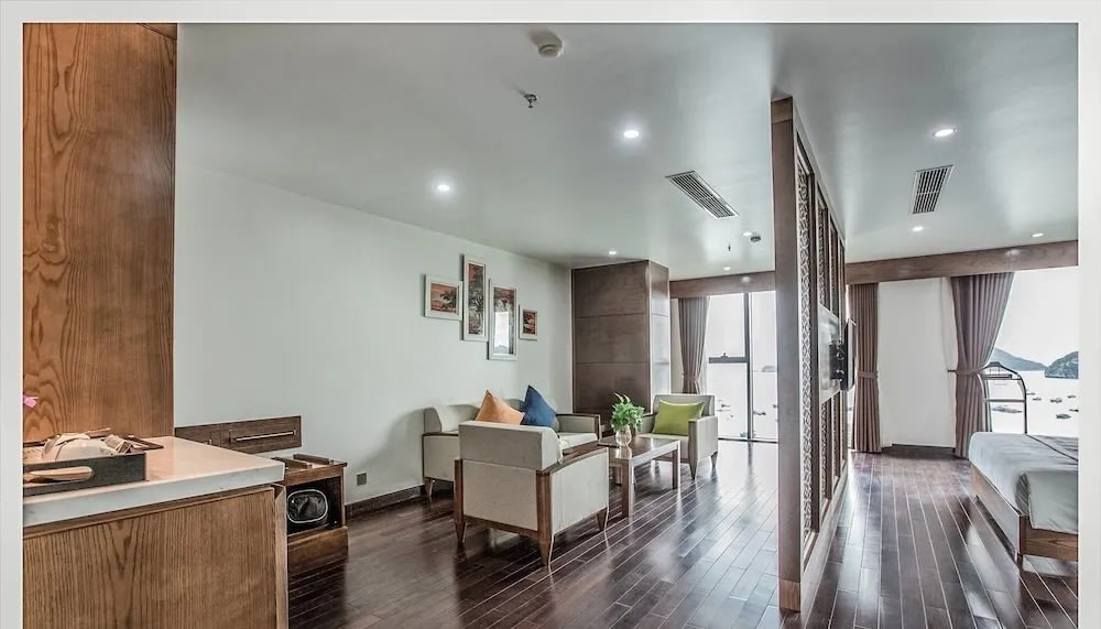 Cát Bà Paradise Hotel