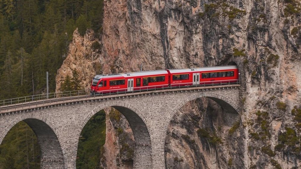 Enjoy the beautiful scenery when you take Europe’s trains. Photo credits to @hajnaltravels on Instagram.