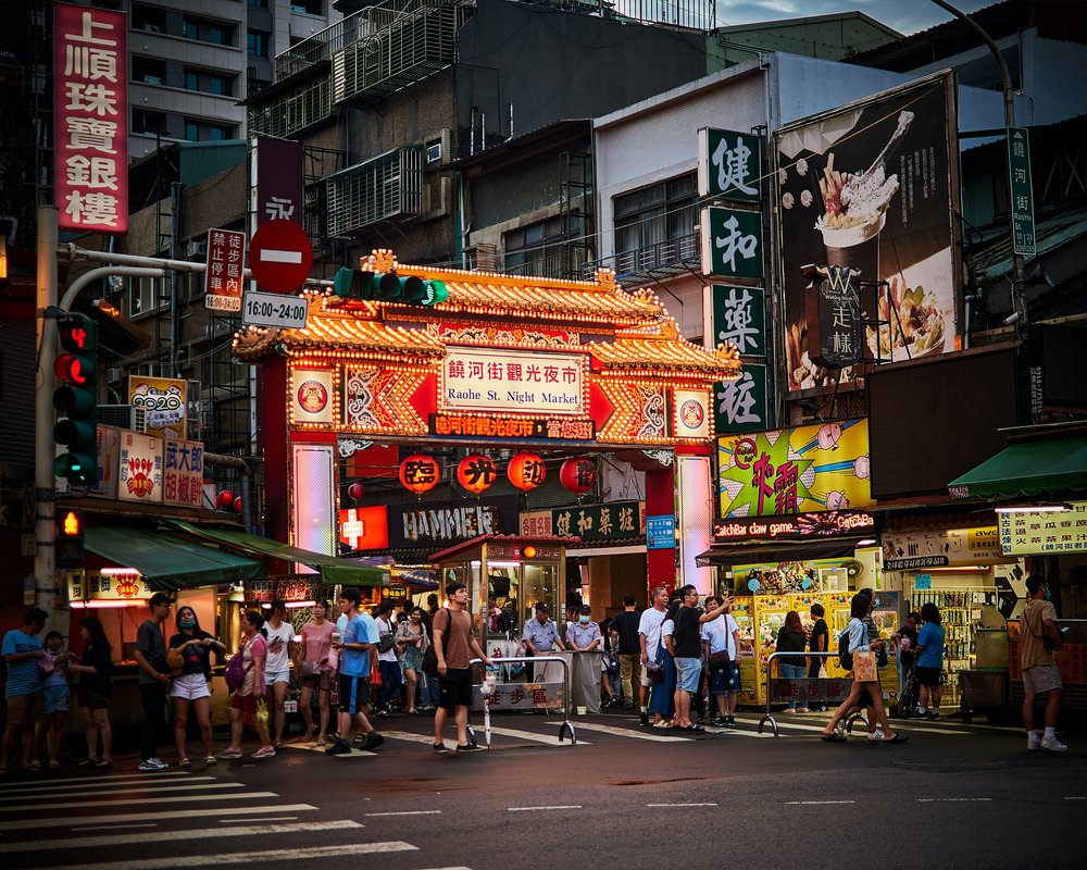 Night markets in taipei