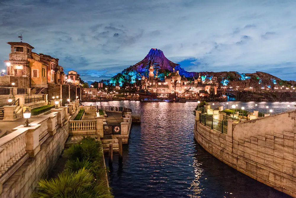 โตเกียวดิสนีย์ซี (Tokyo Disneysea) ภายใน โตเกียวดิสนีย์รีสอร์ท (Tokyo Disney Resort)
