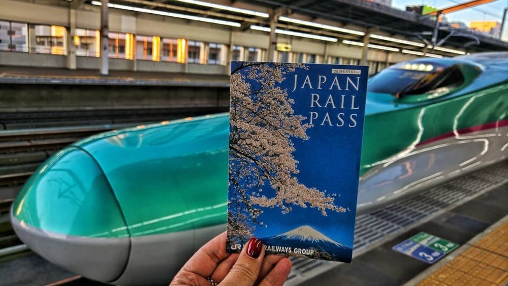 You can spot the automated JR gates at the station, and the rest is easy as pie! Credit: @anji_in_travel on Instagram