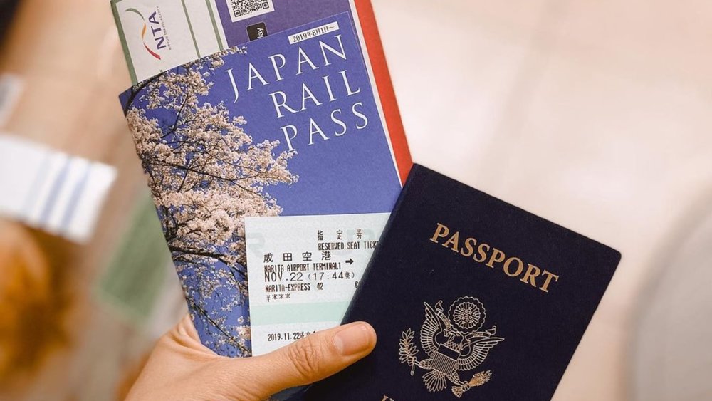 There are so many perks to the JR Pass, how can you say no? Credits to @amandanhammond on Instagram