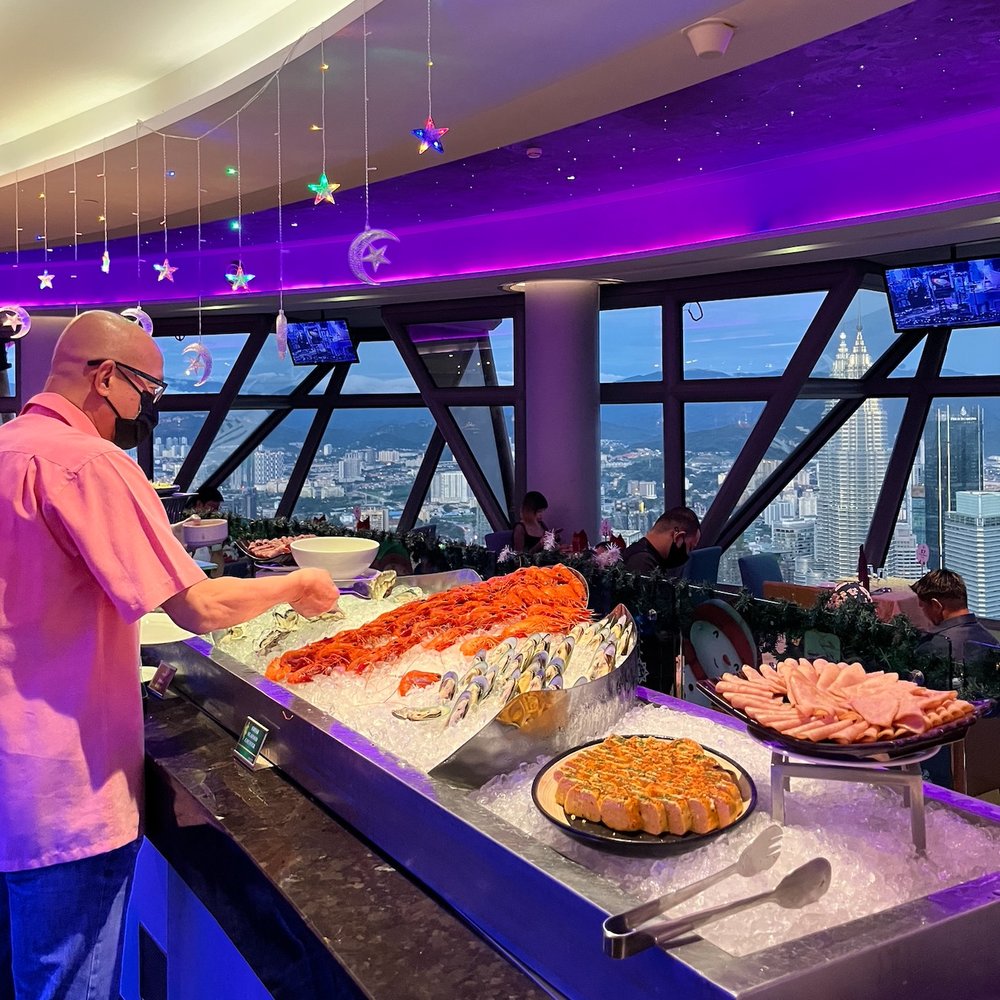 Atmosphere 360 New Year Buffet in KL