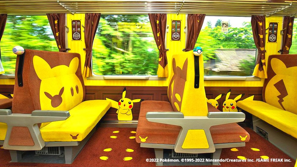  POKÉMON with YOU train inside 